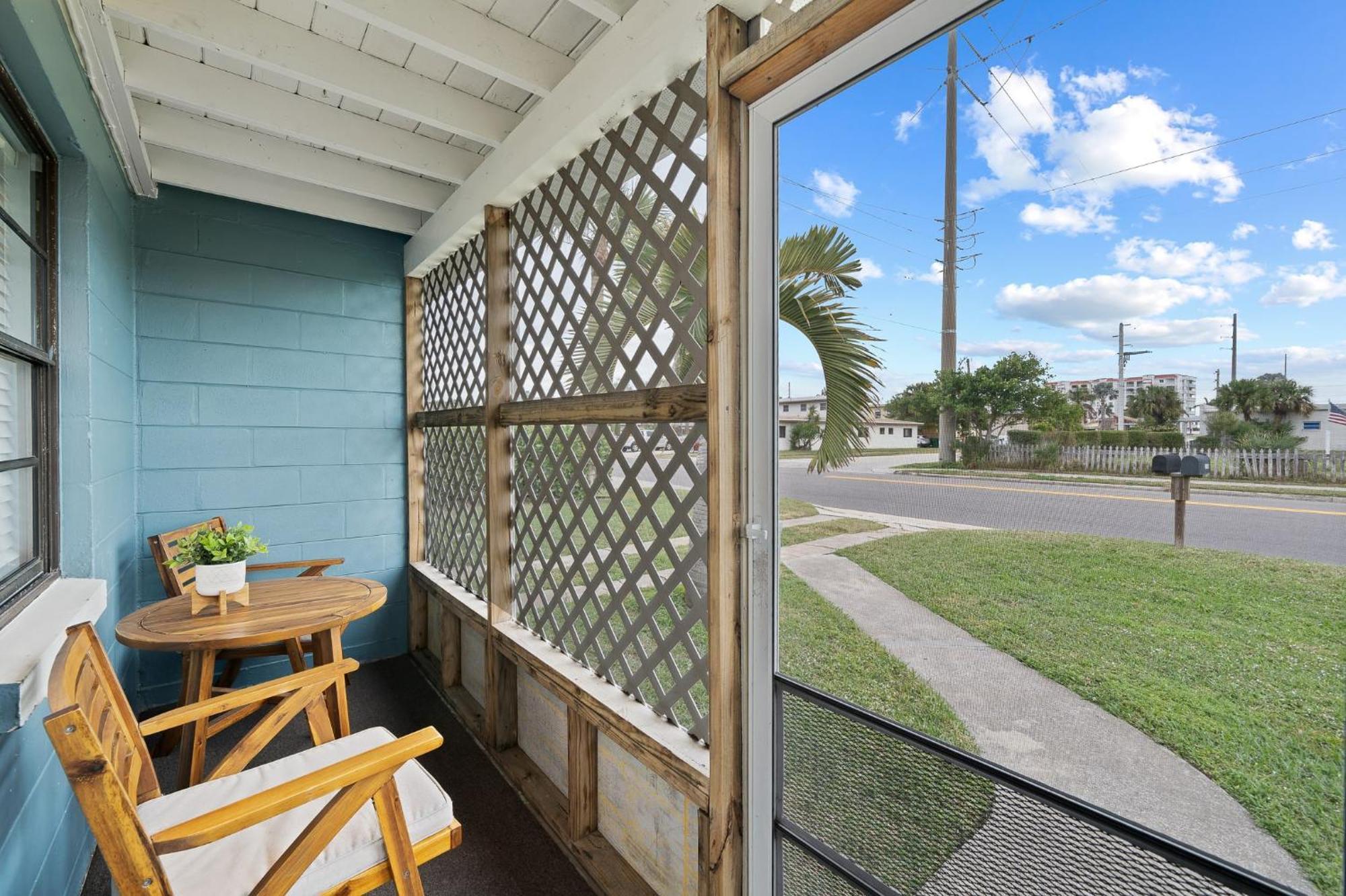 Downtown Cottage - Walk To The Beach & Restaurants Cocoa Beach Exterior foto